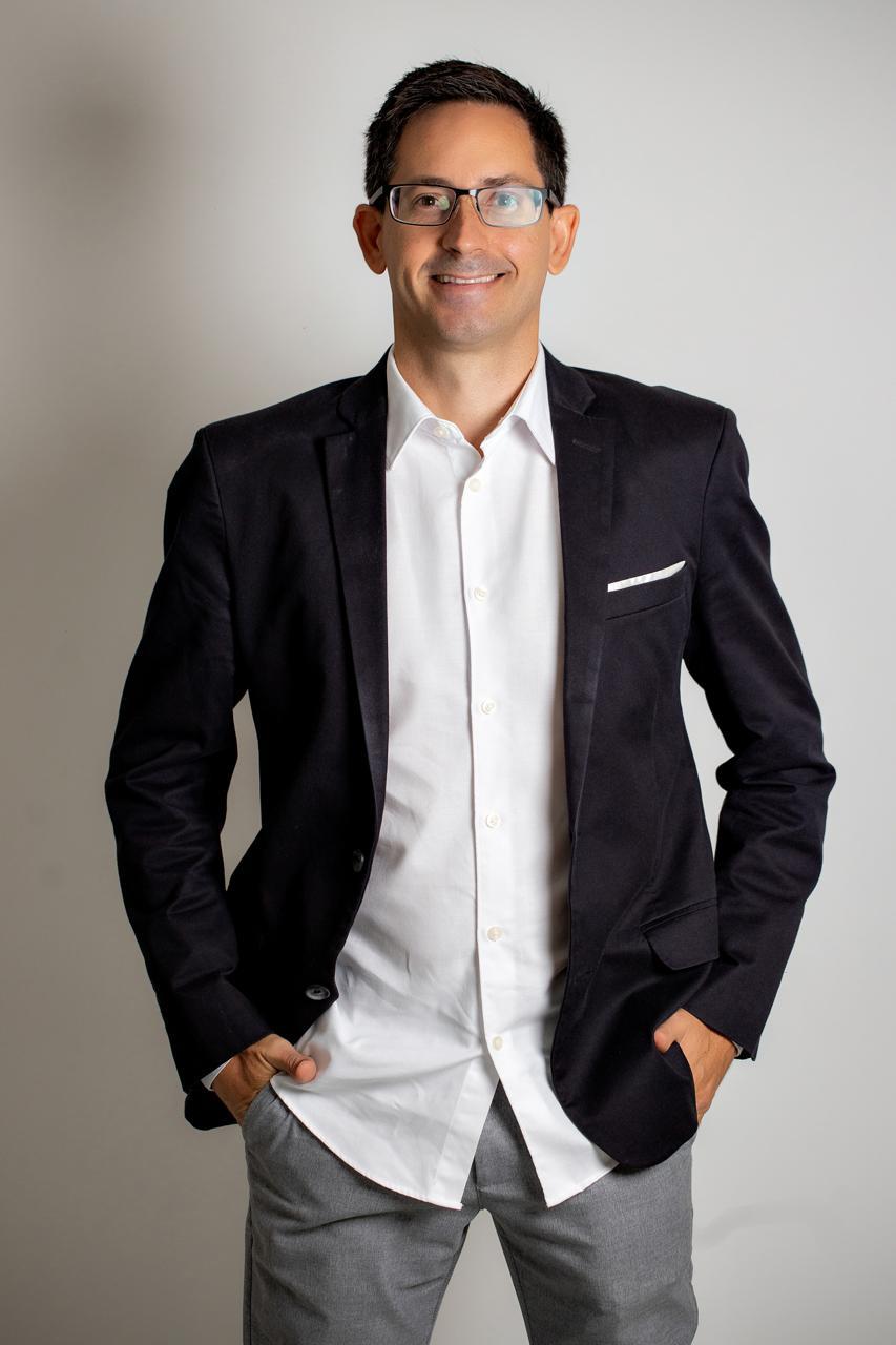 Dr. Walter PIN — Cardiologista e autor